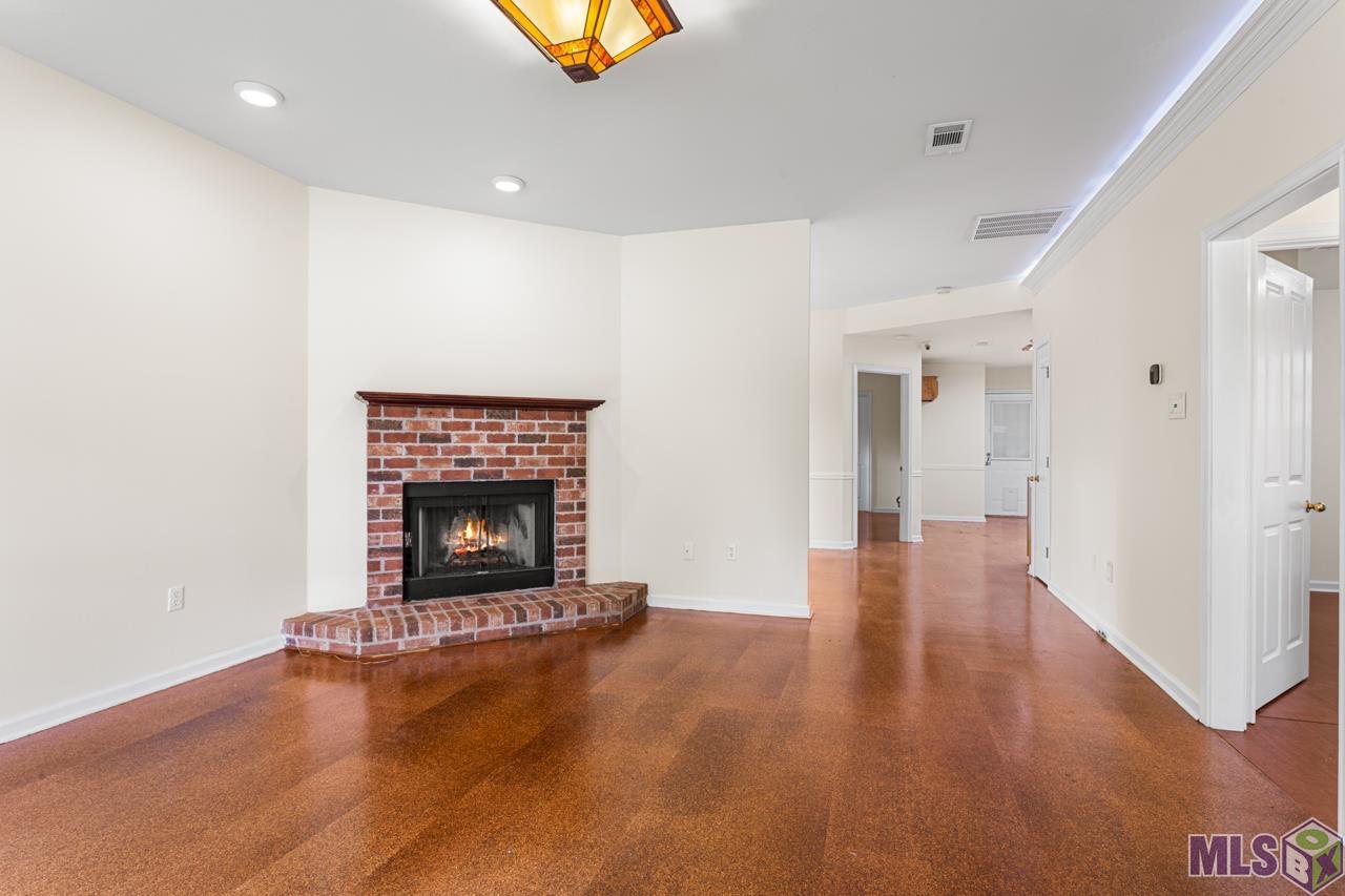 5129 Amberlynn Drive Baton Rouge, LA 70820 - Photo 3 of 15