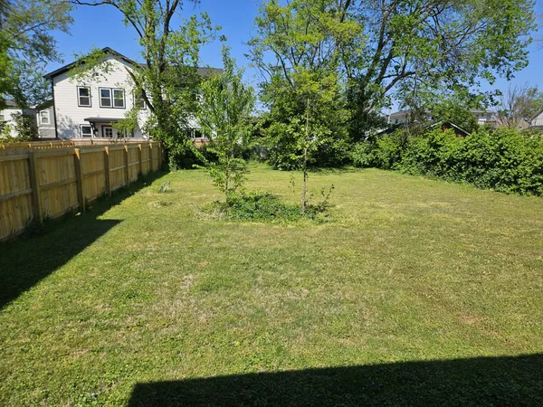 $1,600 | 1005 Delmas Avenue, Nashville, TN 37216