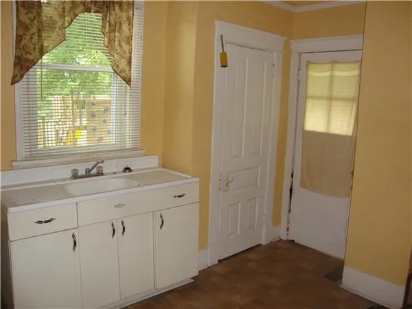 $1,600 | 1005 Delmas Avenue, Nashville, TN 37216