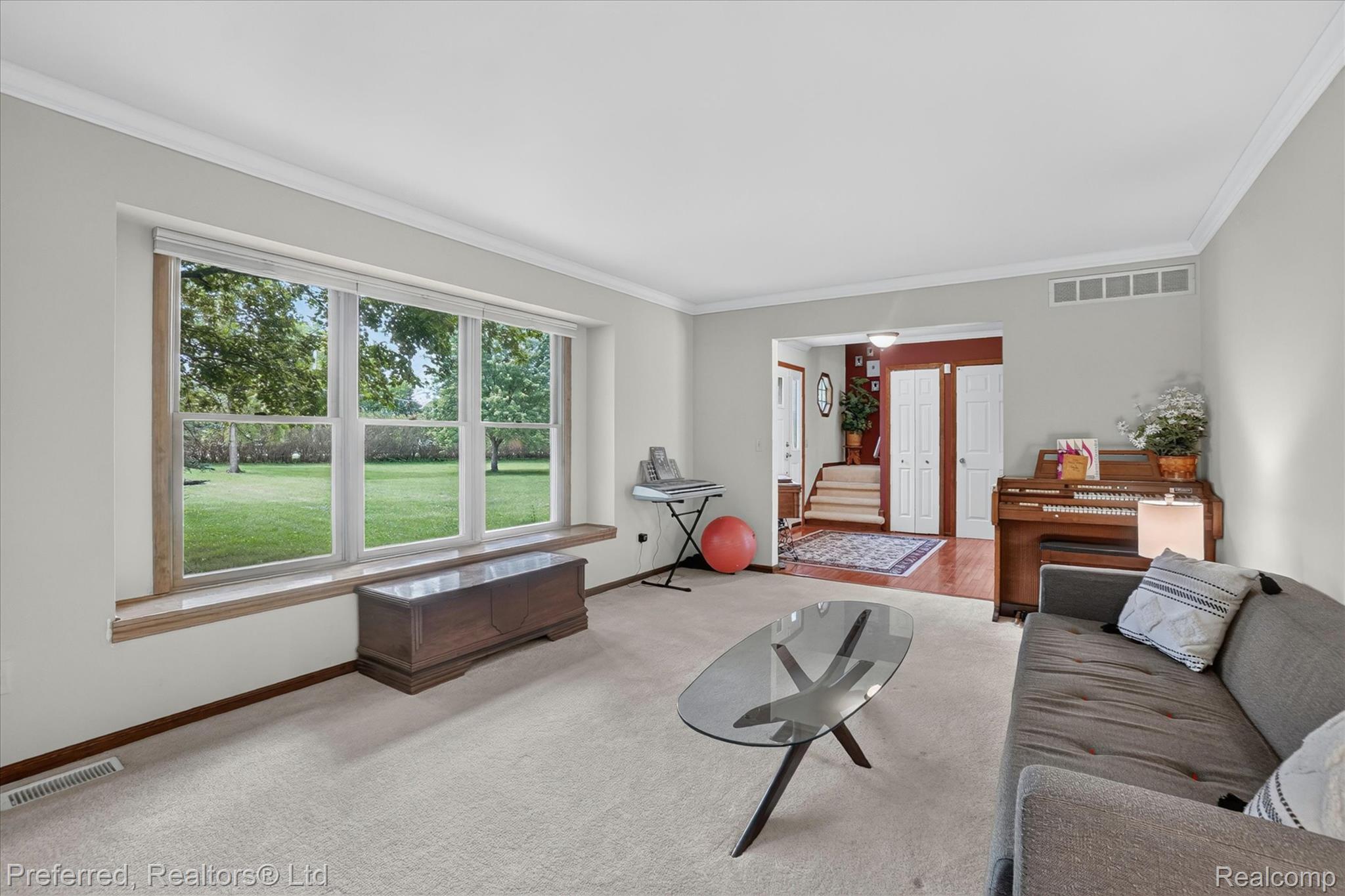 9065 East Richfield Road Davison, MI 48423 - Photo 9 of 75 Living Room