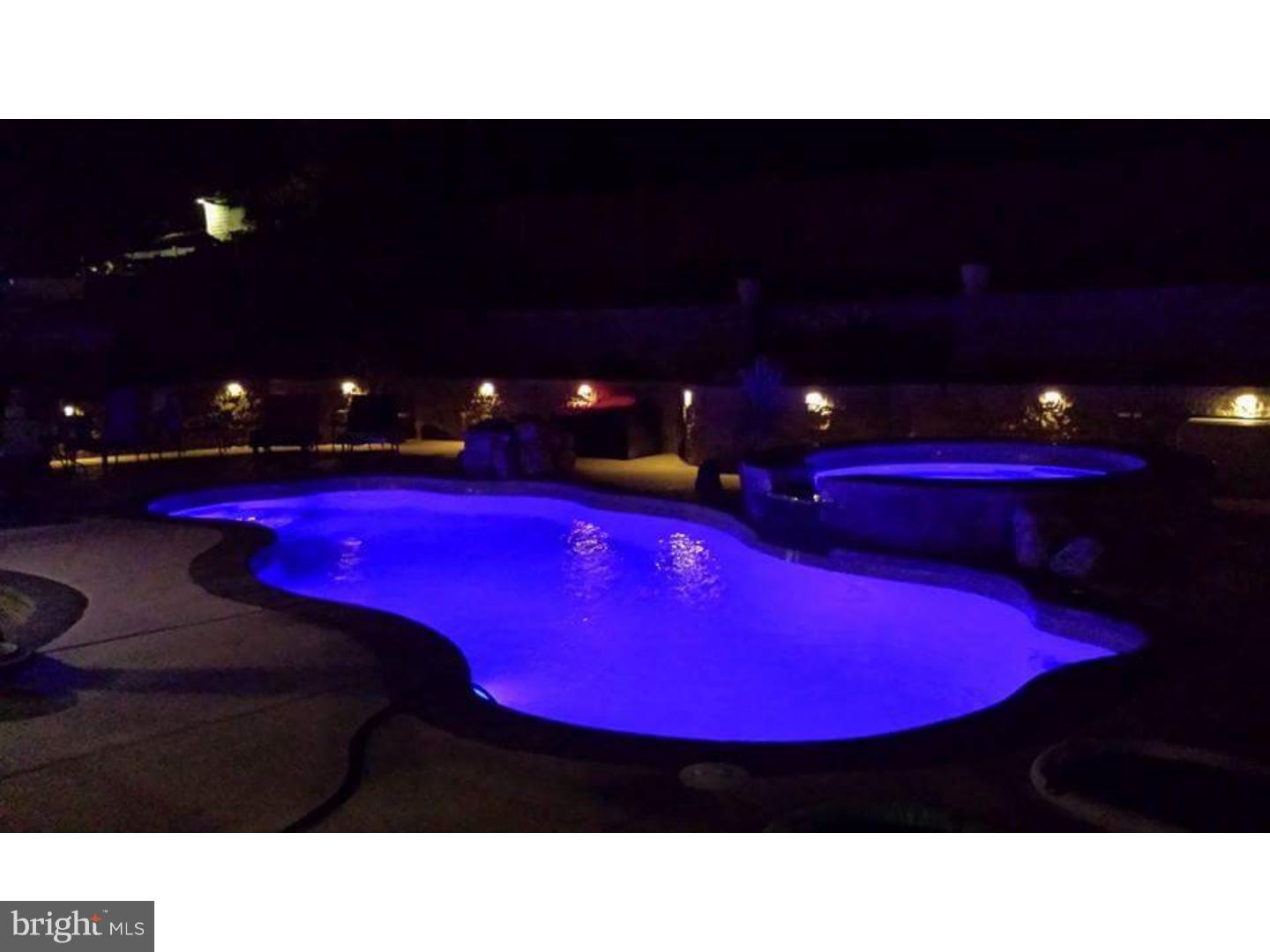 9326 Laramie Road Philadelphia, PA 19115 - Photo 20 of 25 Pool