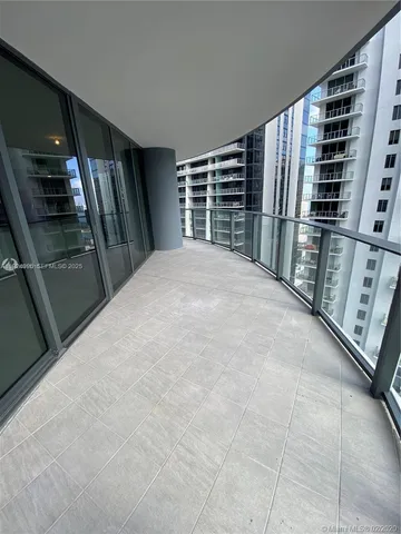 $8,800 | 1000 Brickell Plaza, Unit 3501, Miami, FL 33131