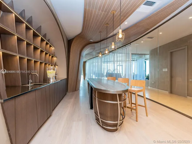 $8,800 | 1000 Brickell Plaza, Unit 3501, Miami, FL 33131