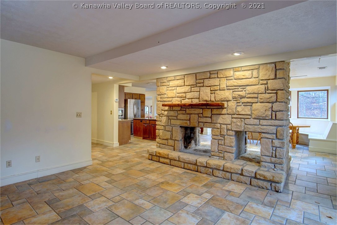 1409 Stonehenge Road Charleston, WV 25314 - Photo 17 of 45 Gallery Image 17