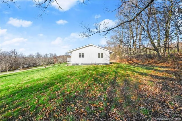 a view of outdoor space yard and green space