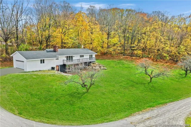 $399,000 | 34 Jackson Hill Road, Sharon, CT 06069