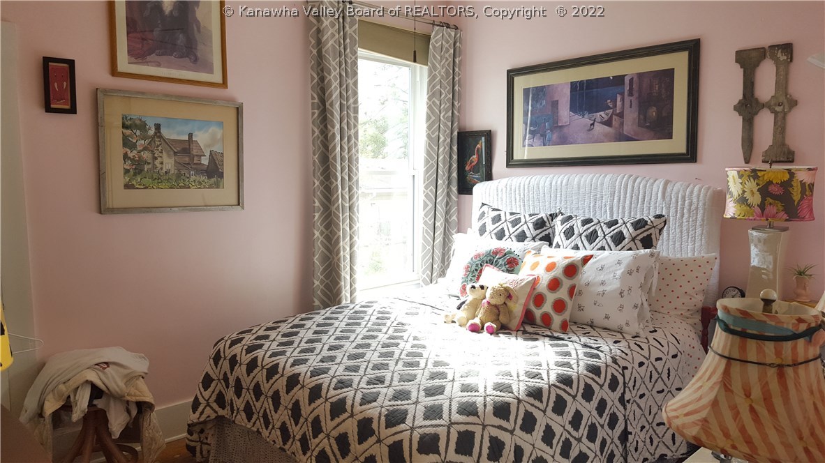1037 Valley Road Charleston, WV 25302 - Photo 12 of 18 Gallery Image 12