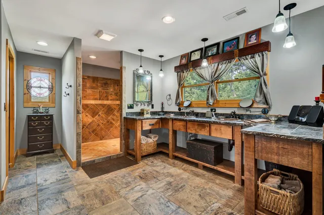 $875,000 | 154 High Top Road, Reliance, TN 37369