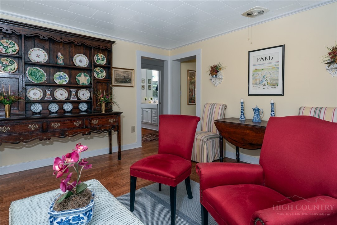 613 Ransom Street Blowing Rock, NC 28605 - Photo 6 of 28 Gallery Image 6