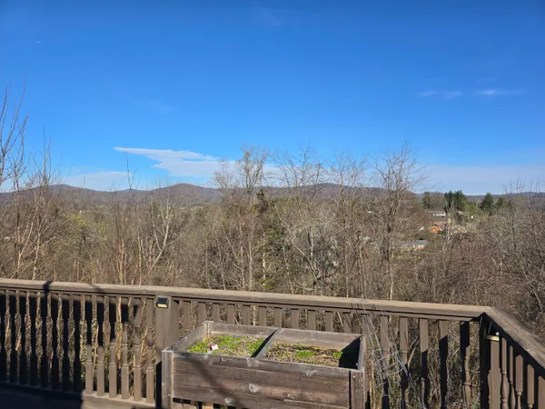 $370,000 | 804 Aster Street, Roanoke, VA 24019