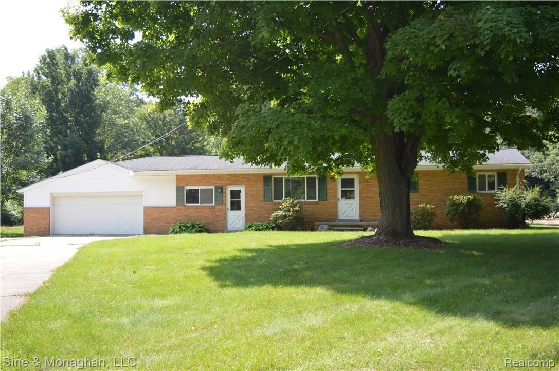 9631 Big Hand Road Columbus, MI 48063 - Photo 1 of 28 054.JPG