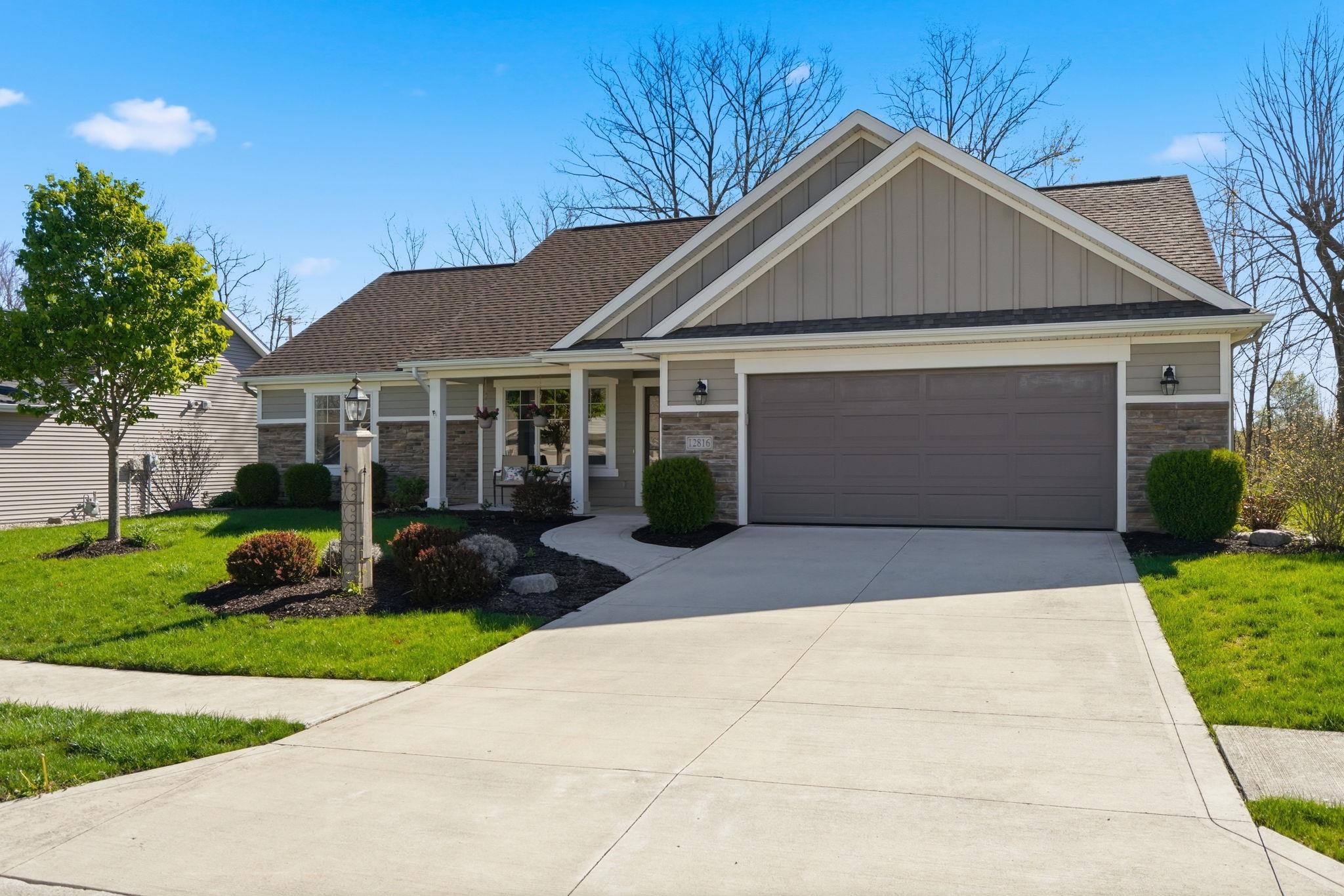 12816 Charenton Court Fort Wayne, IN 46845 - Photo 3 of 34
