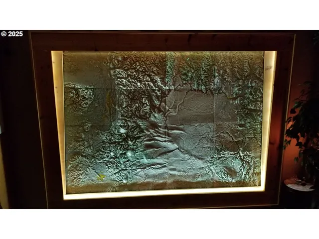 $1,945,000 | 156 Peppermill Road, Kelso, WA 98626