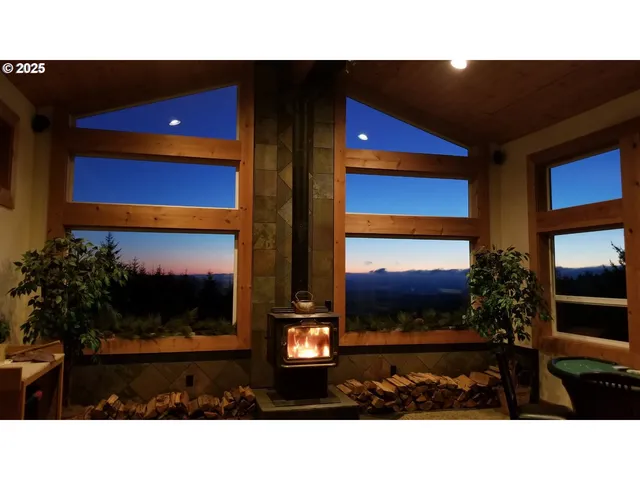 $1,945,000 | 156 Peppermill Road, Kelso, WA 98626