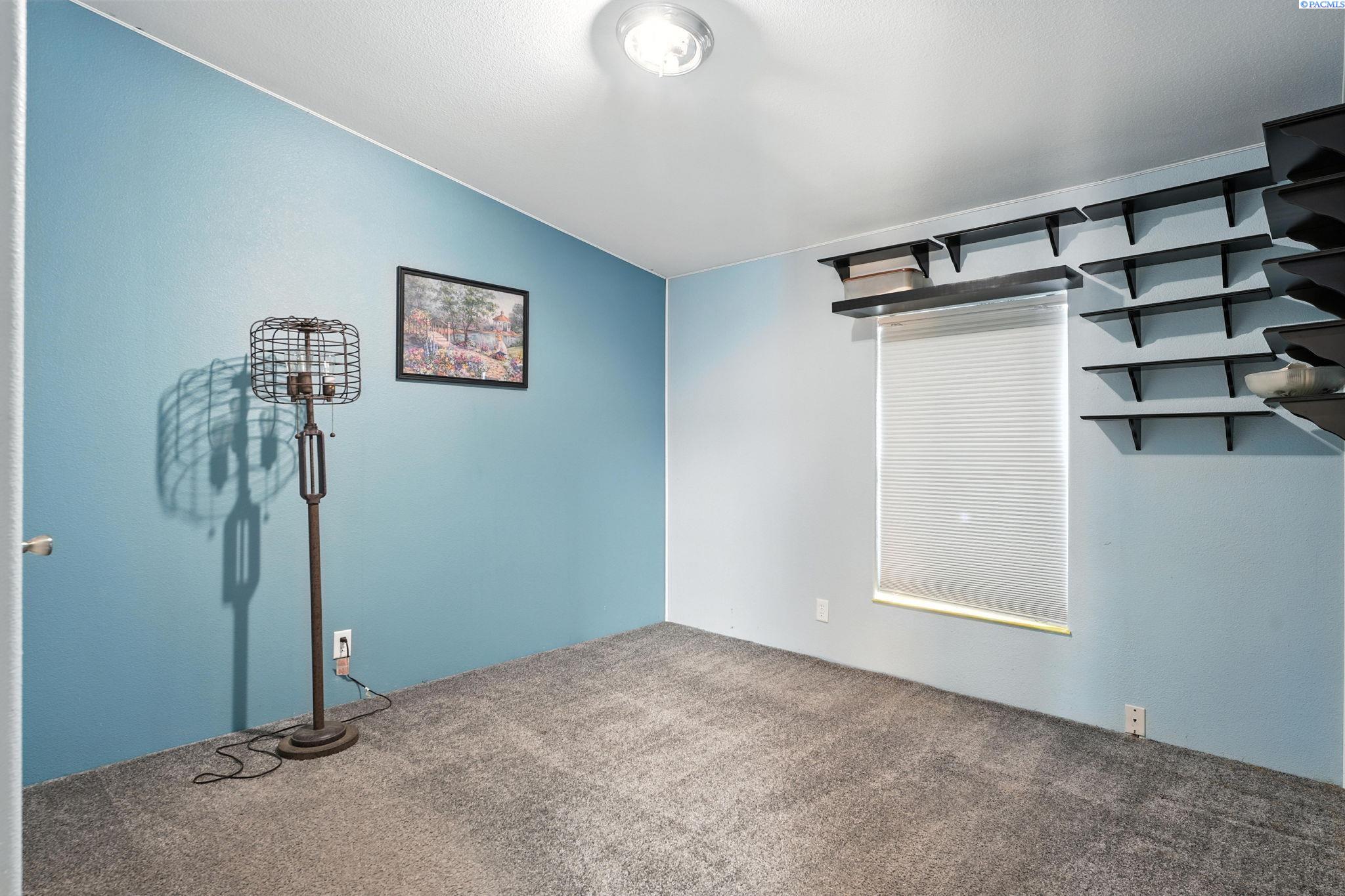 6802 East Pendleton Road Benton City, WA 99320 - Photo 13 of 35 Gallery Image 13
