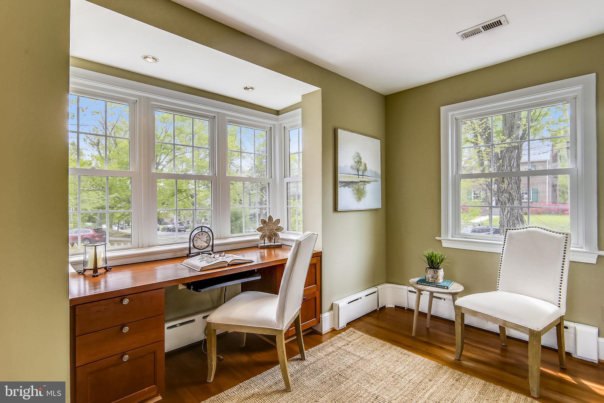 2901 Rittenhouse Street Northwest Washington, DC 20015 - Photo 14 of 51 Sun-filled study