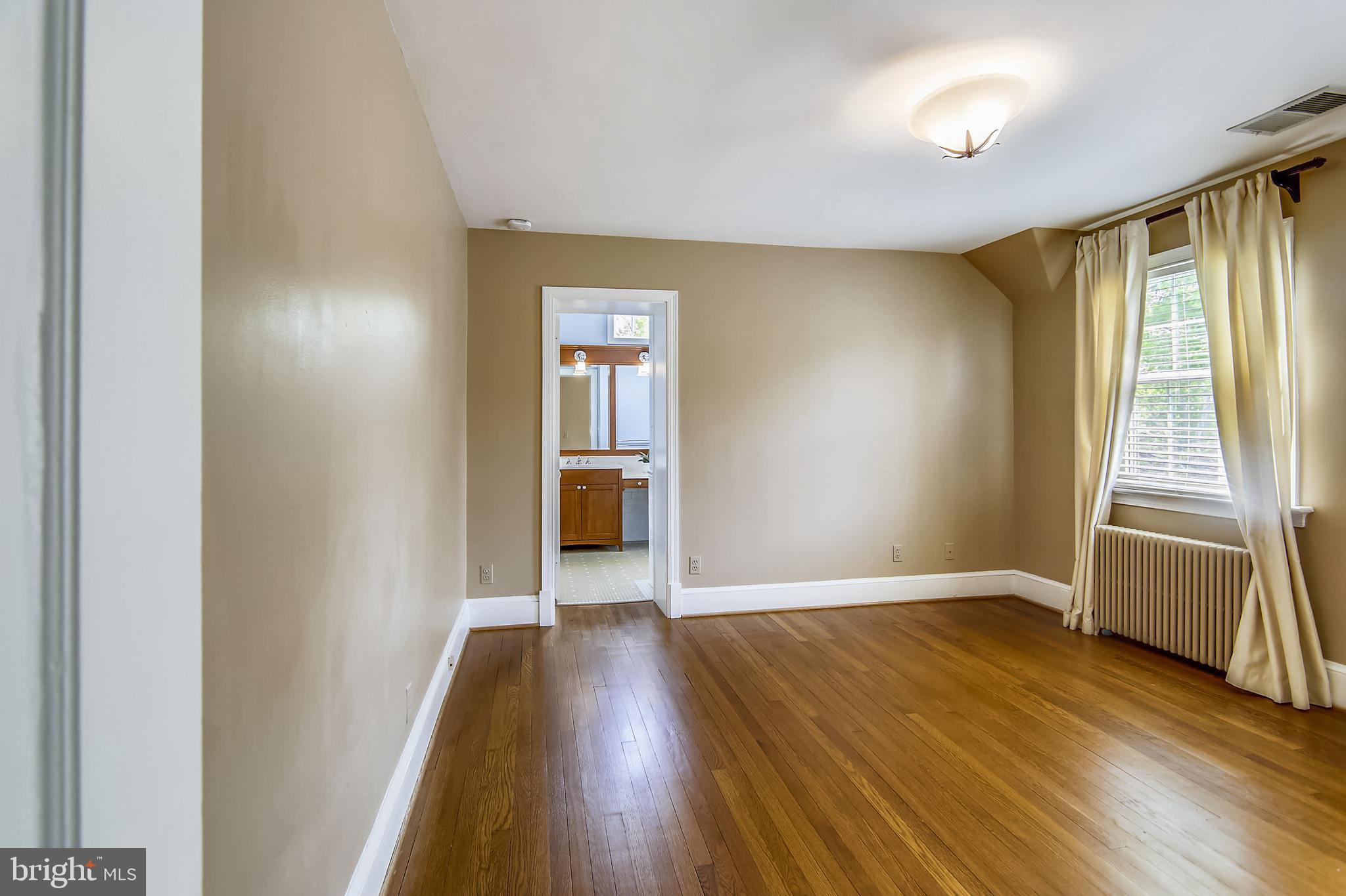 2901 Rittenhouse Street Northwest Washington, DC 20015 - Photo 21 of 51 Master bedrrom