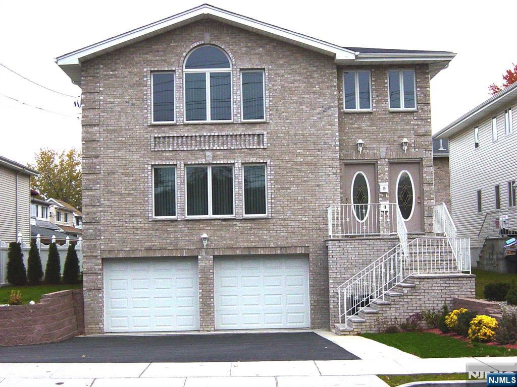 755 Edgewater Avenue, Unit 2 Ridgefield, NJ 07657 - Photo 1 of 9