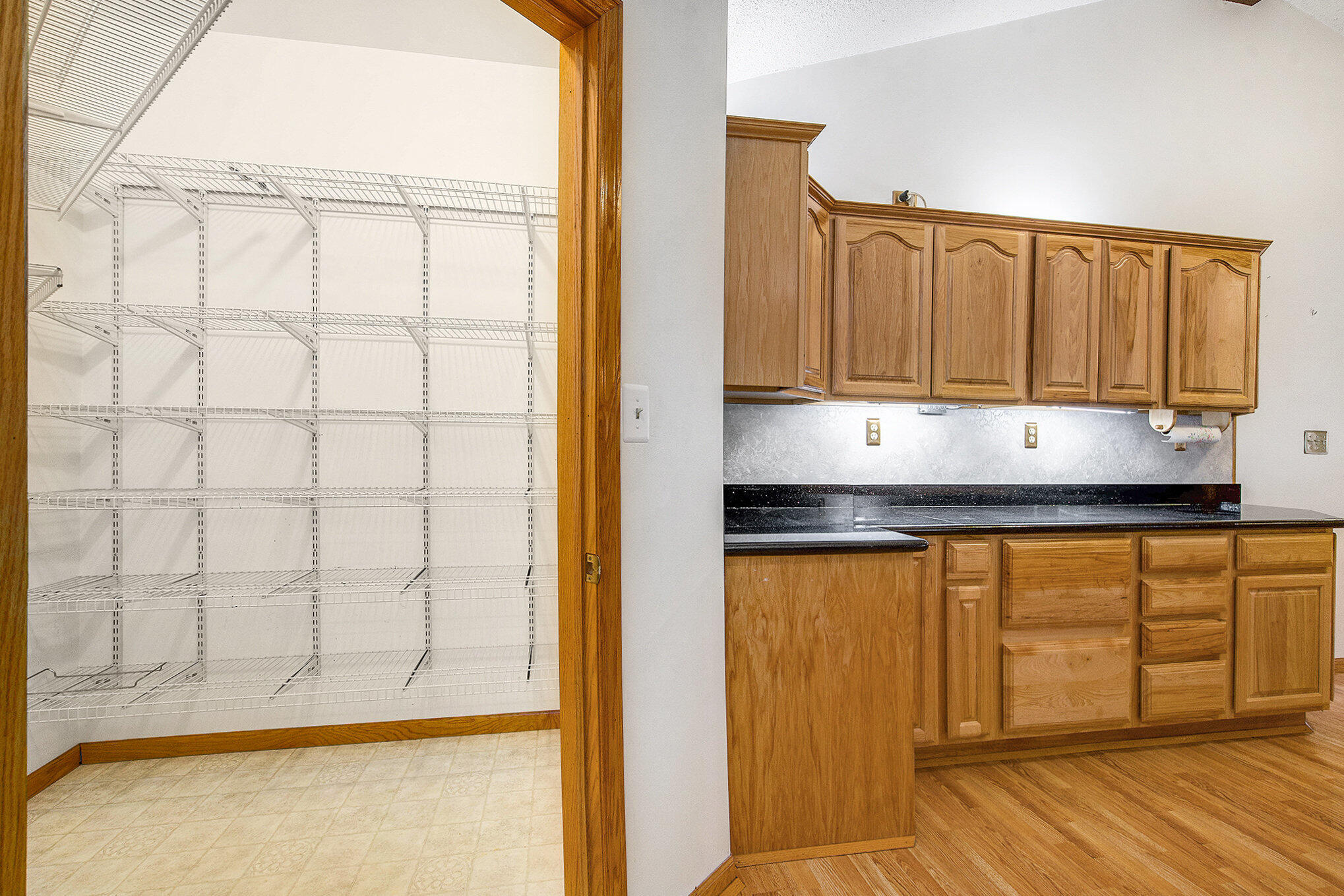 13677 Unadilla Road Gregory, MI 48137 - Photo 9 of 28 010_dsc06973_366