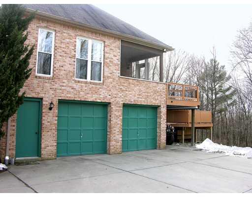 1096 Three Degree Road Butler, PA 16002 - Photo 3 of 18 Parking Lot/Garage.