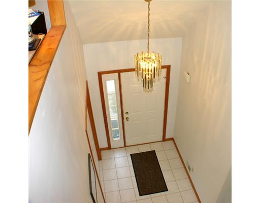 1096 Three Degree Road Butler, PA 16002 - Photo 8 of 18 Entry/Foyer.