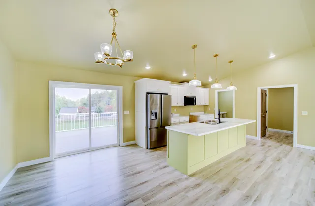 $418,900 | 1931 Southland Lane, New London, WI 54961