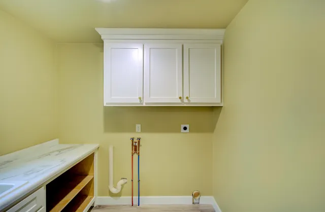 $418,900 | 1931 Southland Lane, New London, WI 54961