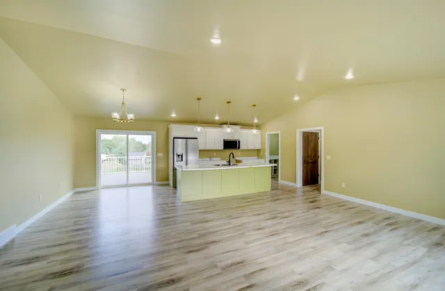 $418,900 | 1931 Southland Lane, New London, WI 54961