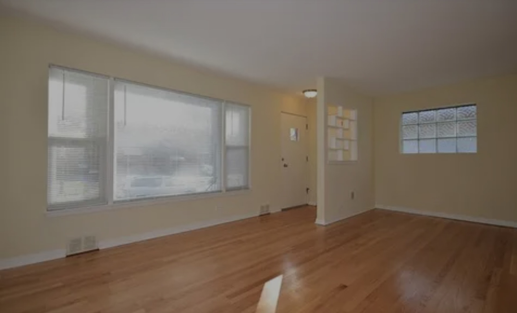 144 East Quincy Street Riverside, IL 60546 - Photo 2 of 13