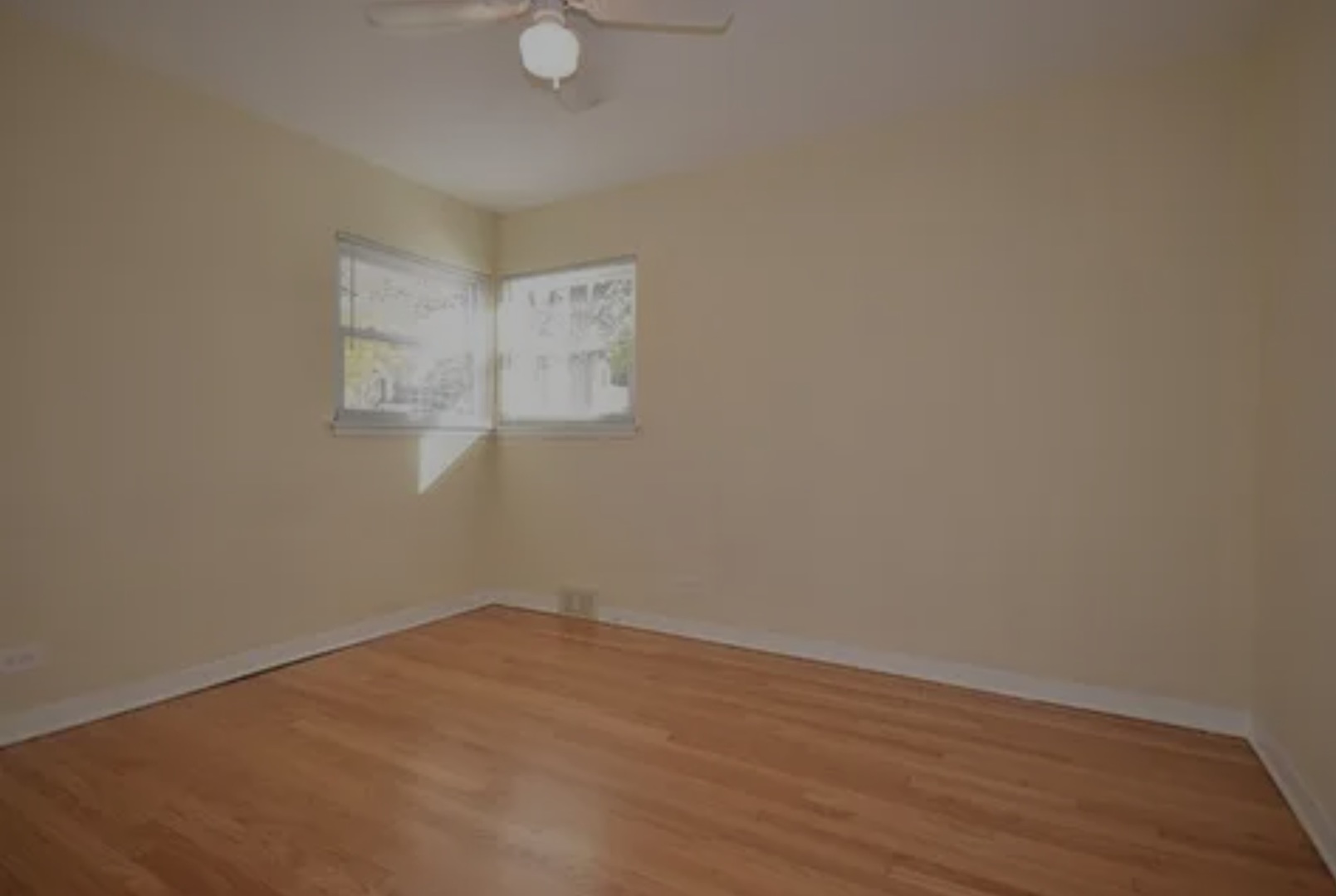 144 East Quincy Street Riverside, IL 60546 - Photo 8 of 13