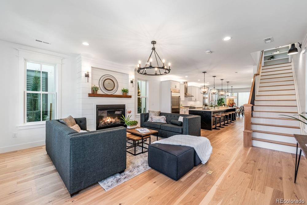 3263 Perry Street Denver, CO 80212 - Photo 3 of 36