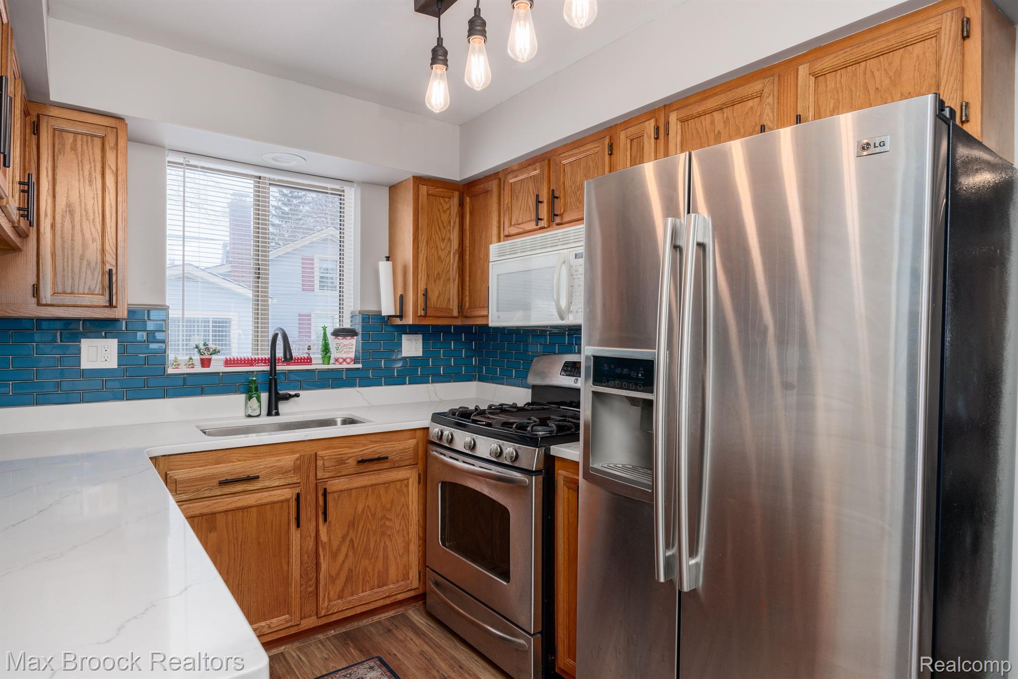 129 Pleasant Street Romeo, MI 48065 - Photo 16 of 32 Gallery Image 16