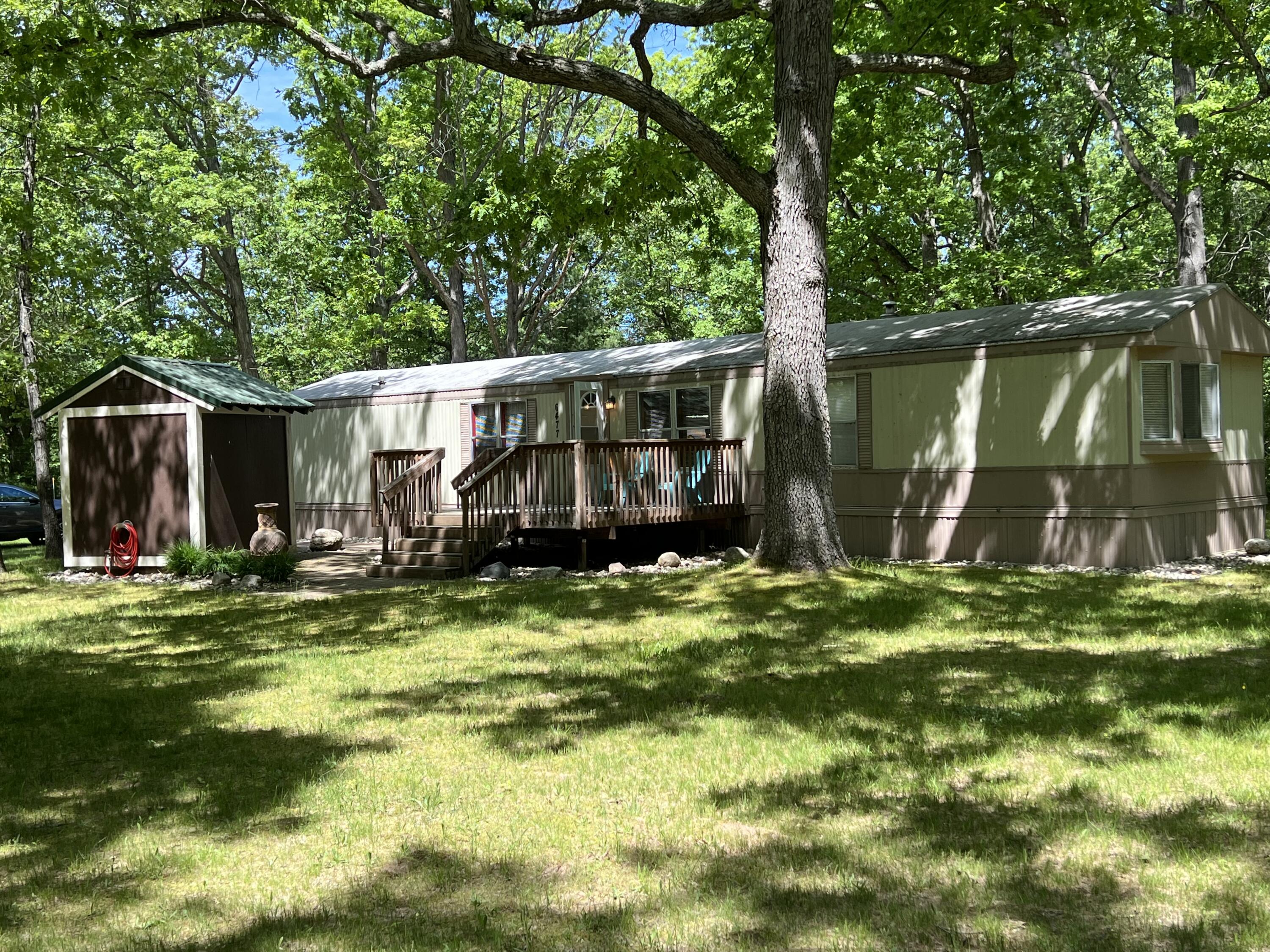 6477 South Taylor Road Branch, MI 49402 - Photo 3 of 39 IMG_1625