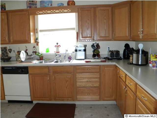 3 Elm Road Manahawkin, NJ 08050 - Photo 8 of 19 Additional Photo