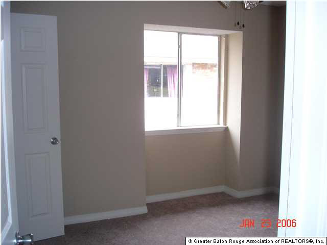 2715 West Rothland Street, Unit 9B Gonzales, LA 70737 - Photo 5 of 6 Gallery Image 5