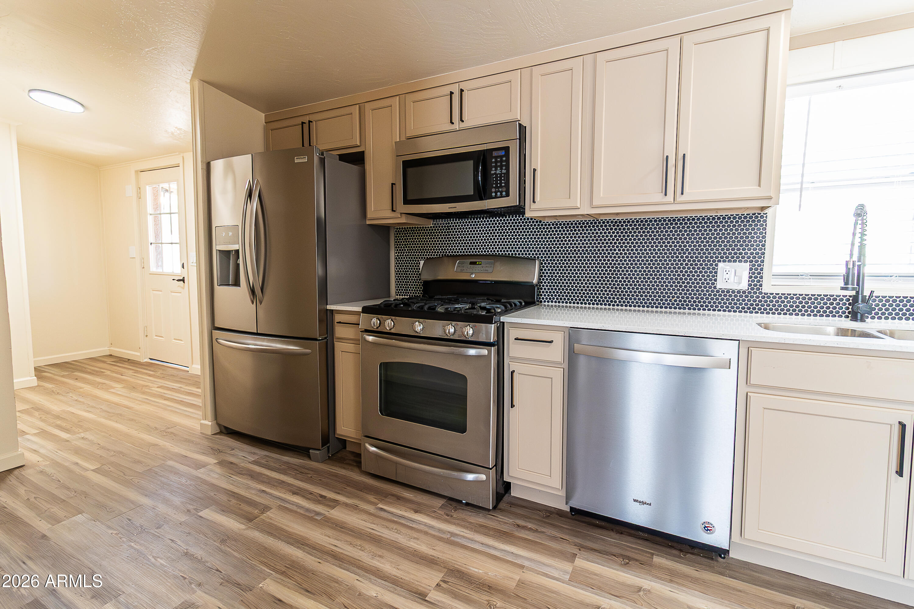 958 West Apache Trail Camp Verde, AZ 86322 - Photo 2 of 74 958WApacheTrlCampVerdeAZ-RandiRaePhotogr