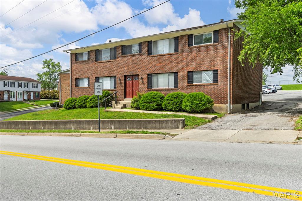 3401 Droste Road St. Charles, MO 63301 - Photo 5 of 28