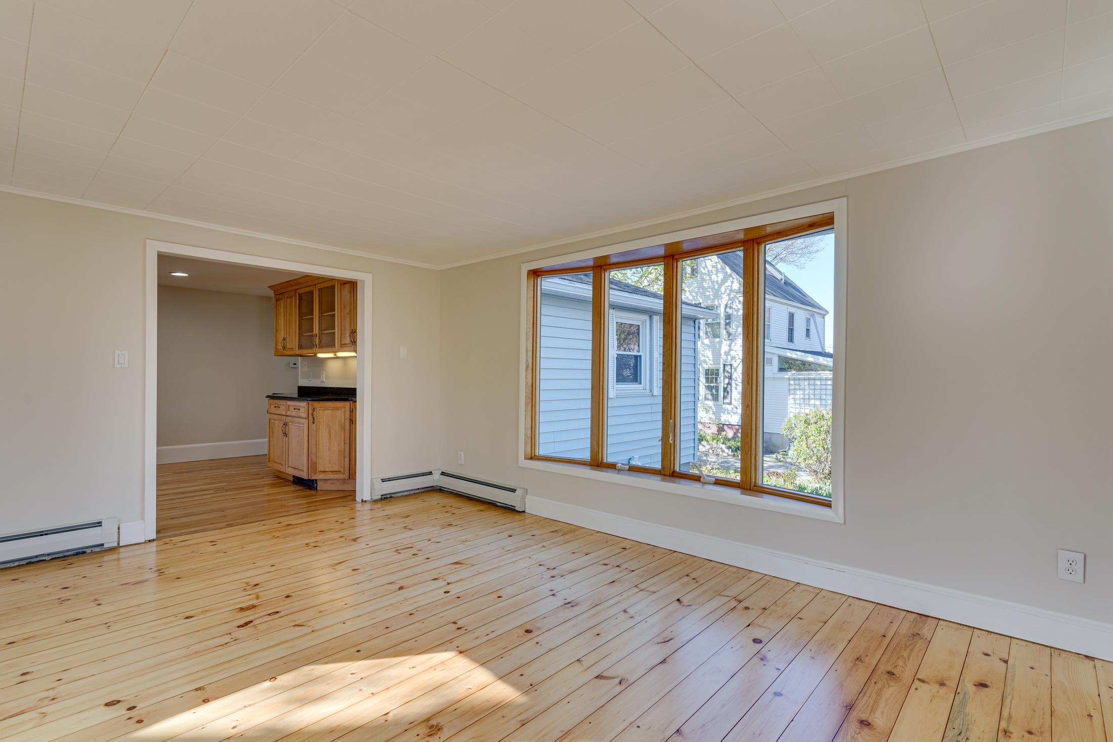 255 Thornton Street Portsmouth, NH 03801 - Photo 14 of 40