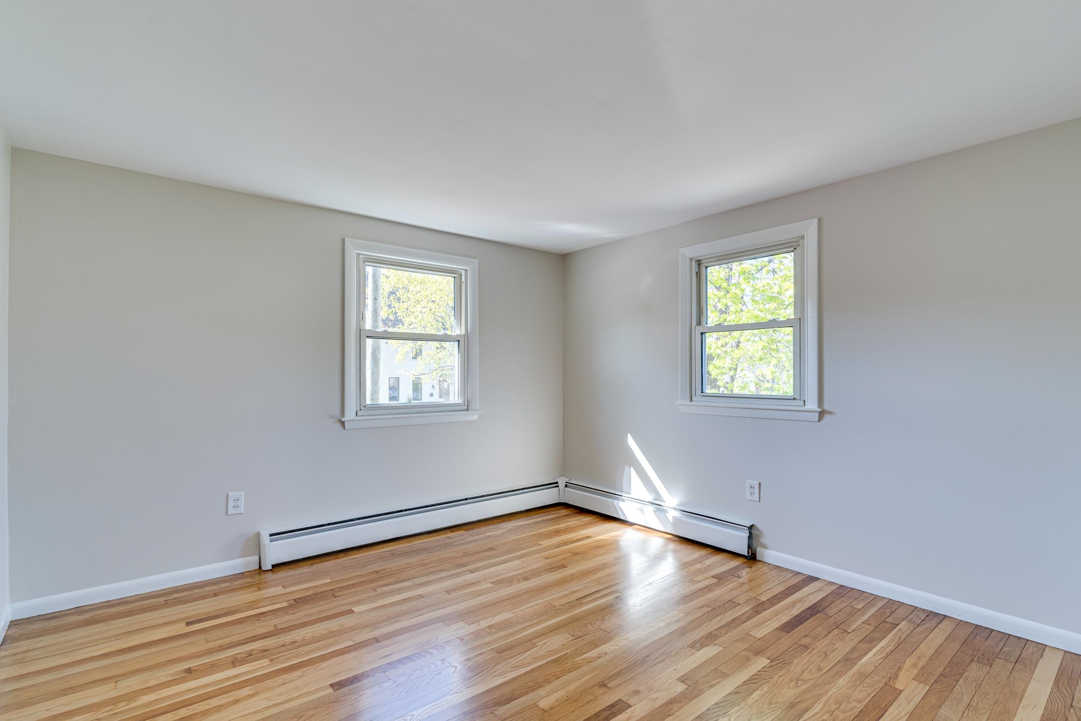 255 Thornton Street Portsmouth, NH 03801 - Photo 23 of 40