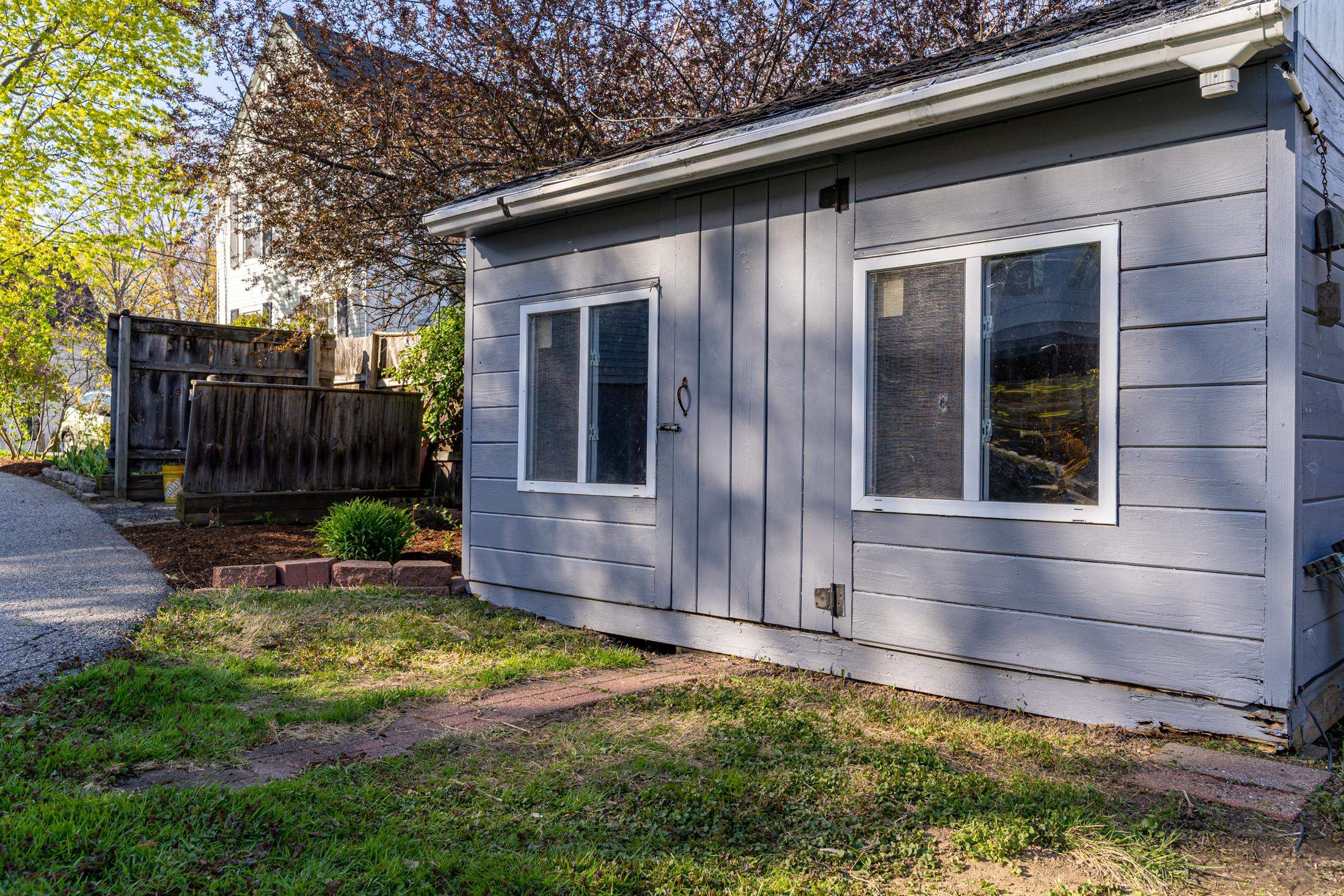 255 Thornton Street Portsmouth, NH 03801 - Photo 35 of 40