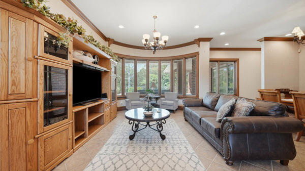 424 Hewgleys Road South Pittsburg, TN 37380 - Photo 12 of 53 Great Room