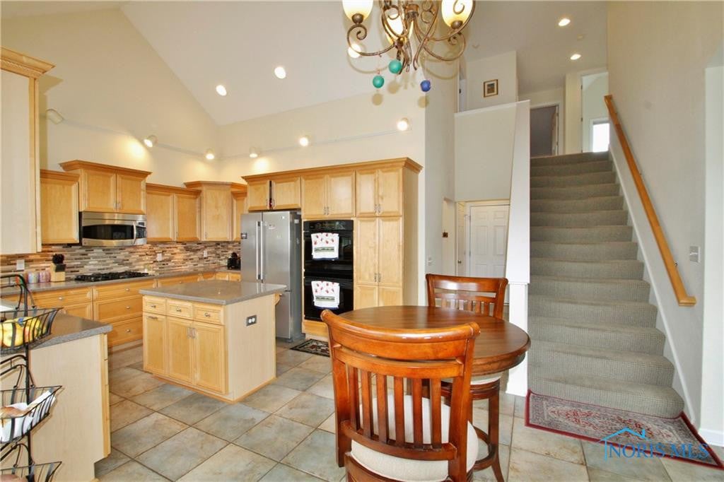 2514 Spruce Loop Road Sylvania, OH 43560 - Photo 10 of 35 Gallery Image 10