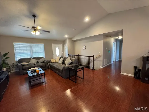 $239,900 | 353 Meadow View Drive, Poplar Bluff, MO 63901