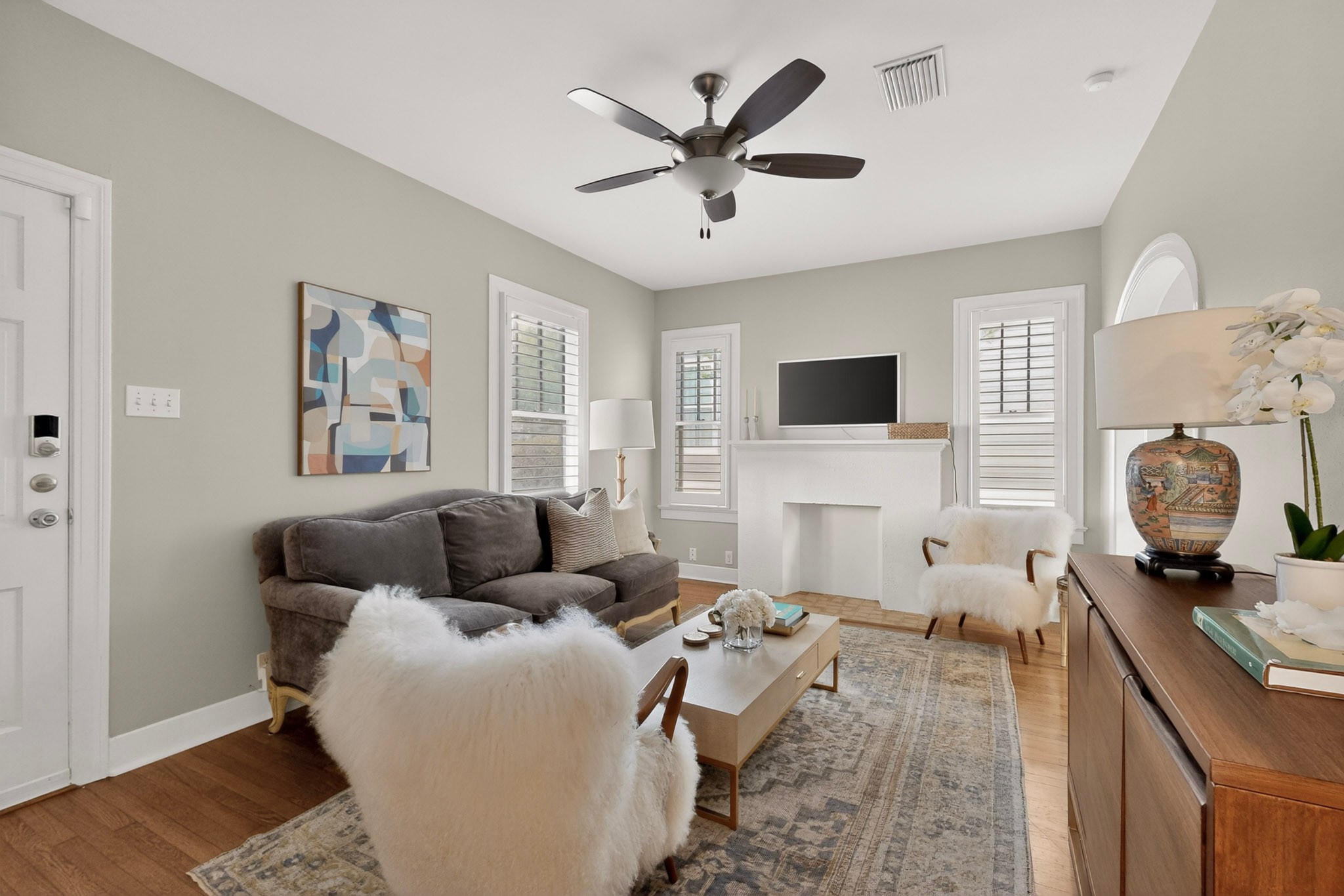 2905 Rio Grande Street Austin, TX 78705 - Photo 8 of 38
