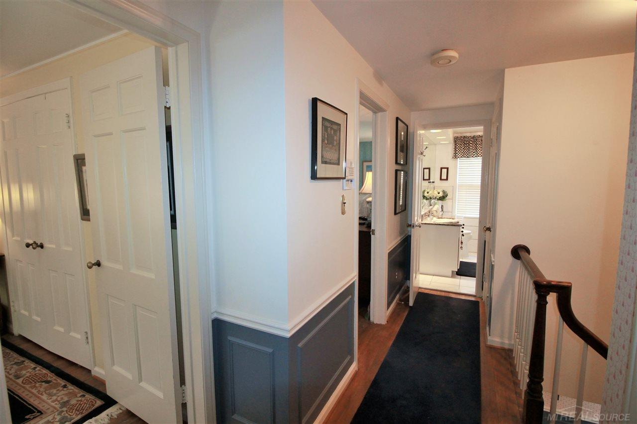307 McMillan Road Grosse Pointe Farms, MI 48236 - Photo 26 of 48