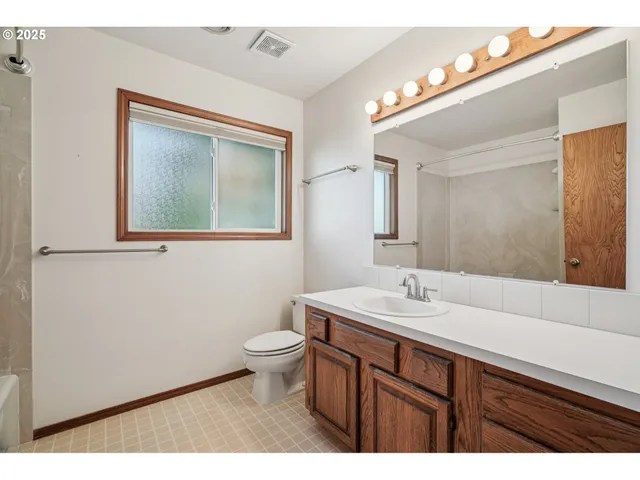 $649,900 | 126 Southwest 5th Street, Gresham, OR 97080