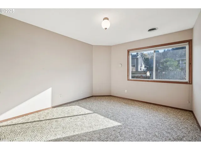 $649,900 | 126 Southwest 5th Street, Gresham, OR 97080