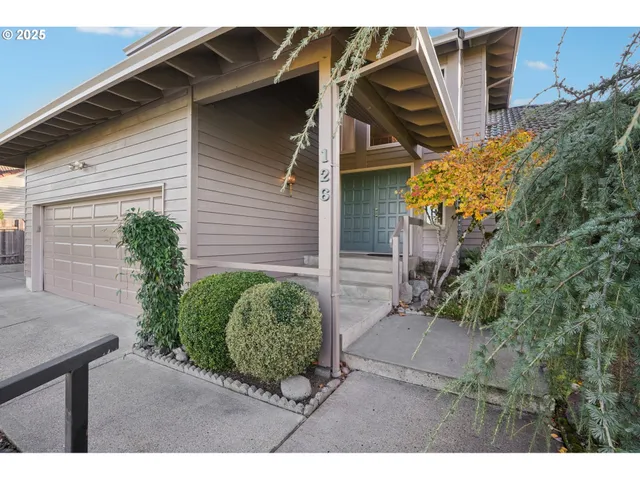 $649,900 | 126 Southwest 5th Street, Gresham, OR 97080