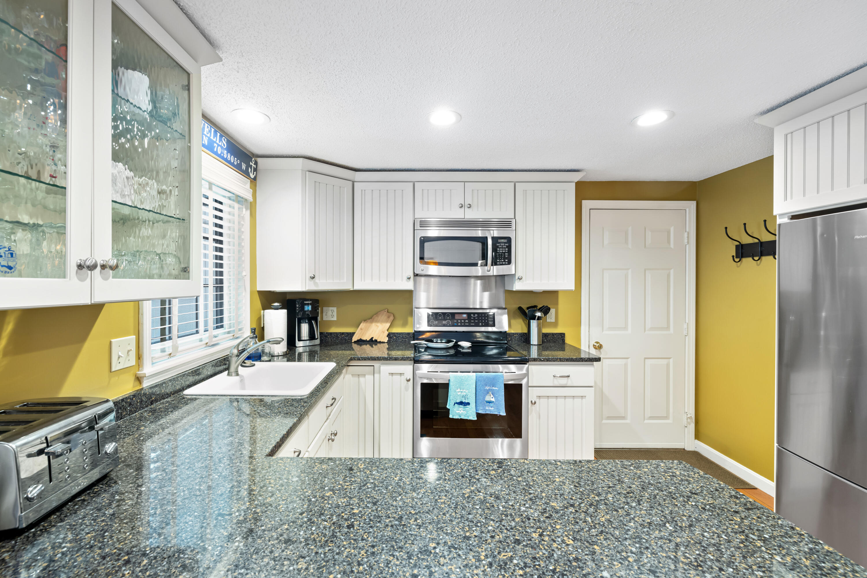 176 Flintlock Village Road, Unit 3 Wells, ME 04090 - Photo 8 of 39 3G0A6077