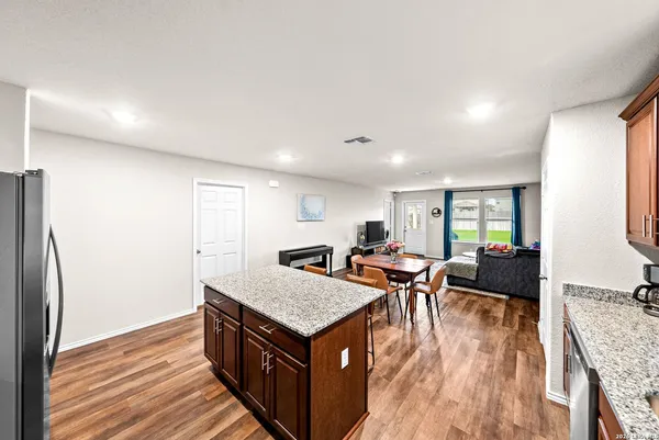 $1,650 | 531 Wild Olive Trail, San Antonio, TX 78256